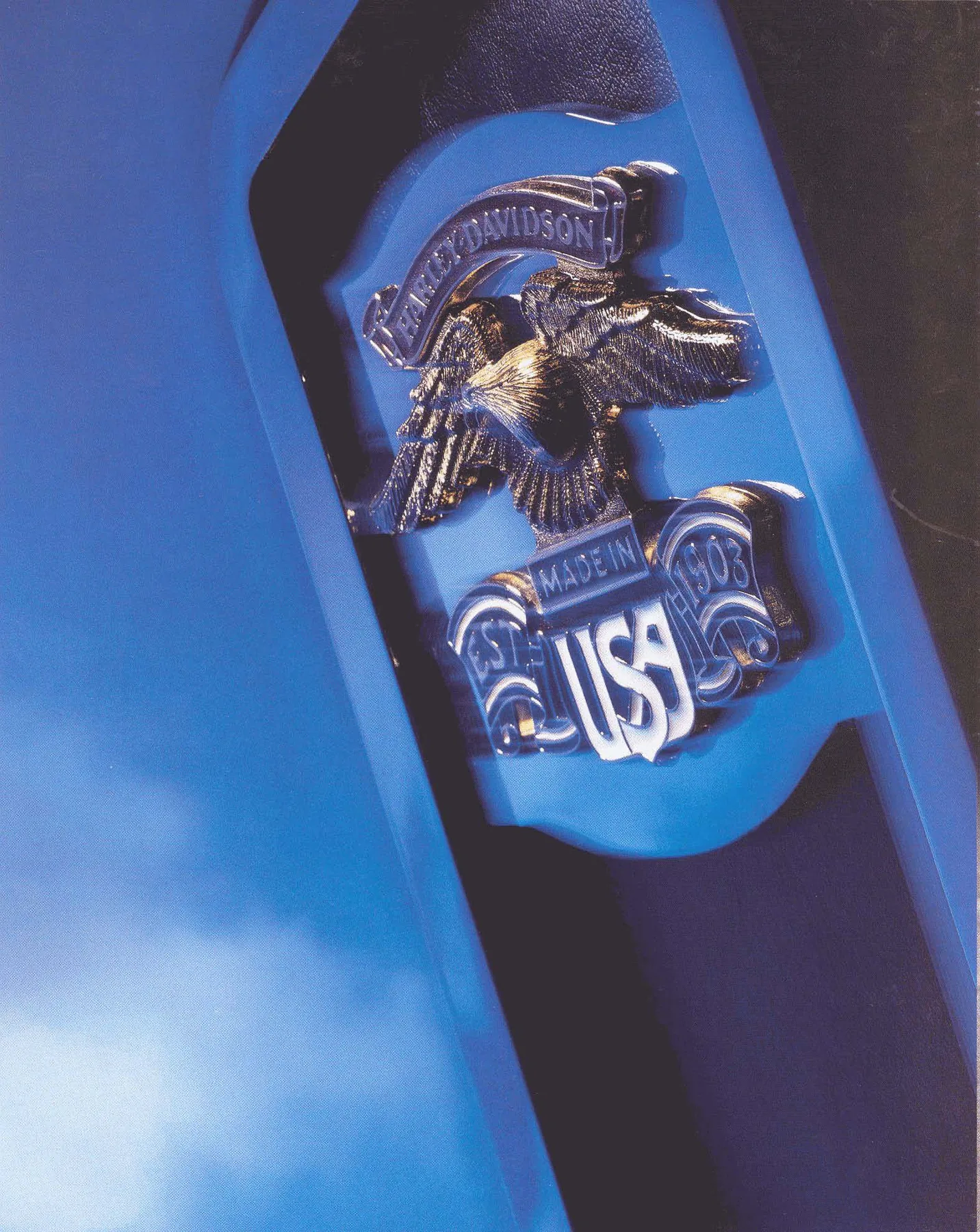 Page 24 from the 1988 Harley-Davidson models catalog