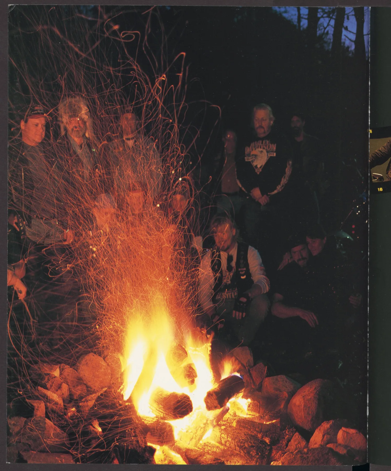 Page 43 from the 1998 Harley-Davidson models catalog